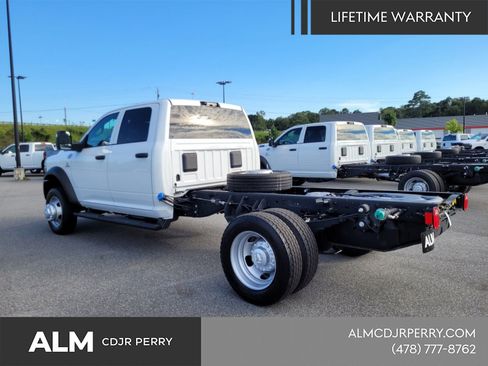 New 2025 RAM 4500 Tradesman w/ Safety Group AWD/4WD image 10