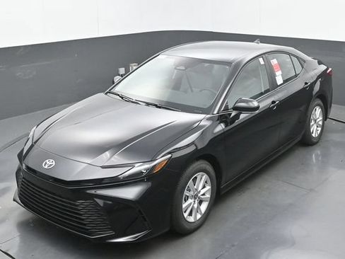 New 2026 Toyota Camry LE FWD image 30