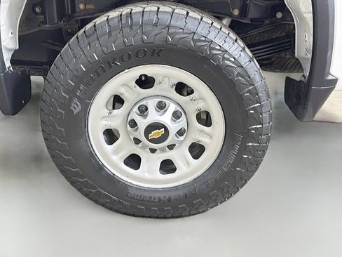 Used 2022 Chevrolet Silverado 3500 W/T w/ WT Convenience Package AWD/4WD image 28
