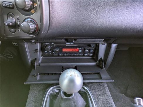 Used 2000 Honda S2000 image 14