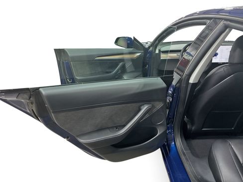 Certified 2023 Tesla Model 3 Performance AWD/4WD image 10