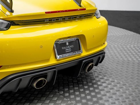 Used 2024 Porsche 718 Cayman GT4 RS image 34