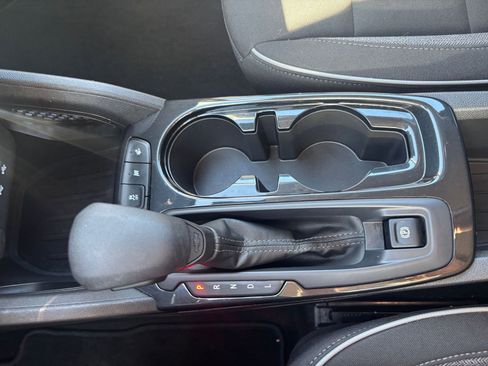 Used 2025 Chevrolet TrailBlazer LT image 39