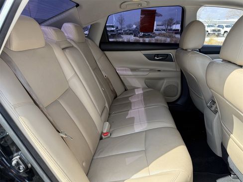 Used 2017 Nissan Altima 2.5 SL w/ 2.5 Technology Package image 24