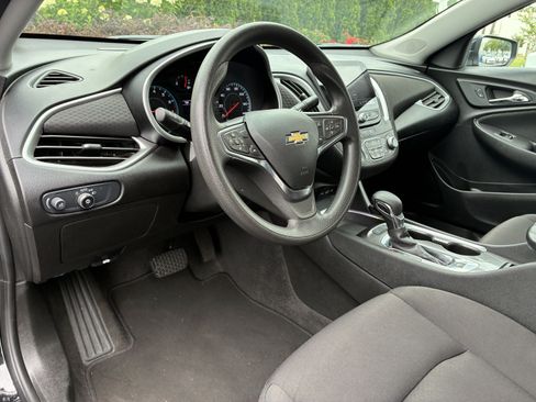 Used 2024 Chevrolet Malibu LT FWD image 22