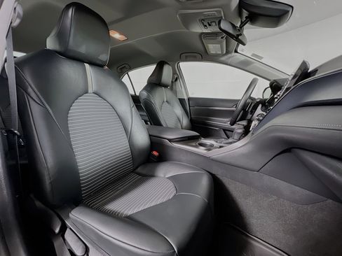 Certified 2024 Toyota Camry SE image 23