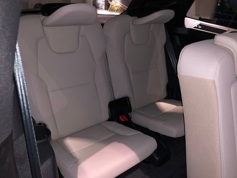 New 2026 Volvo XC90 B6 Plus w/ Protection Package Premier image 35