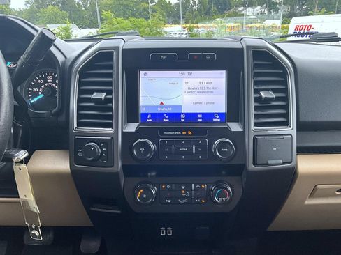 Used 2019 Ford F150 XLT w/ Equipment Group 302A Luxury AWD/4WD image 14