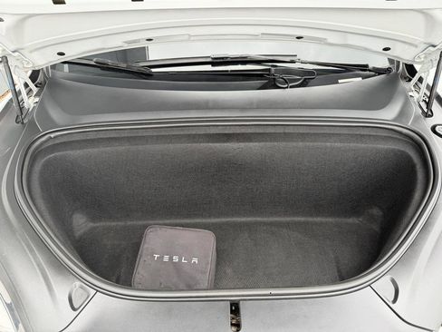 Used 2020 Tesla Model X Performance image 19