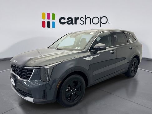 Used 2025 Kia Sorento LX FWD image 1