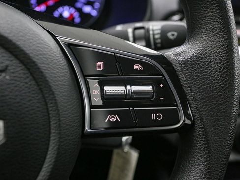 Used 2023 Kia Forte LXS w/ LXS Technology Package image 31