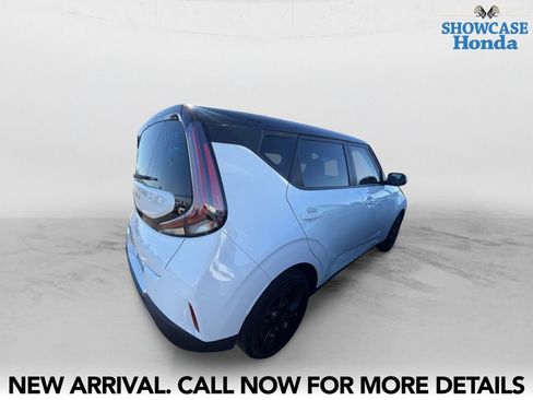 Used 2023 Kia Soul S image 5
