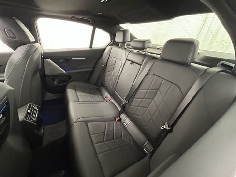 Used 2025 BMW 530i xDrive w/ Premium Package image 33