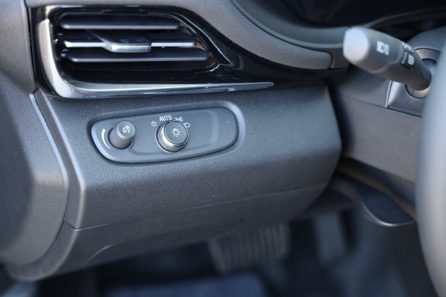 New 2026 Buick Envista Sport Touring w/ Convenience I Package FWD image 16