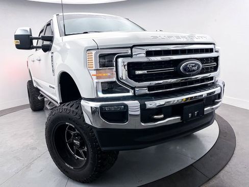 Used 2021 Ford F250 Lariat w/ Lariat Ultimate Package image 3