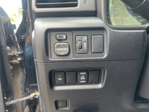 Used 2019 Toyota 4Runner SR5 Premium AWD/4WD image 24