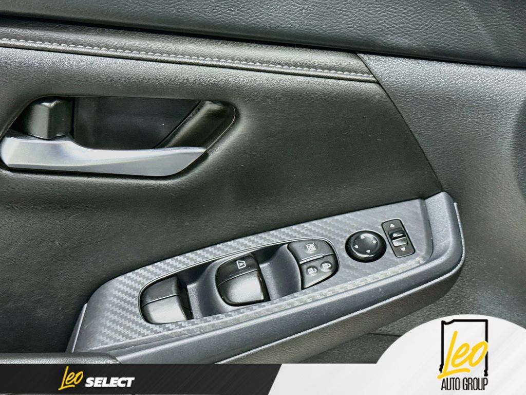 Used 2024 Nissan Sentra SV FWD image 20