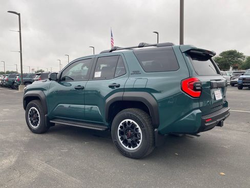 New 2026 Toyota 4Runner TRD Off-Road Premium AWD/4WD image 7