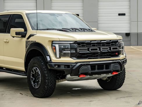 Used 2024 Ford F150 Raptor w/ Equipment Group 803A Raptor R AWD/4WD image 26
