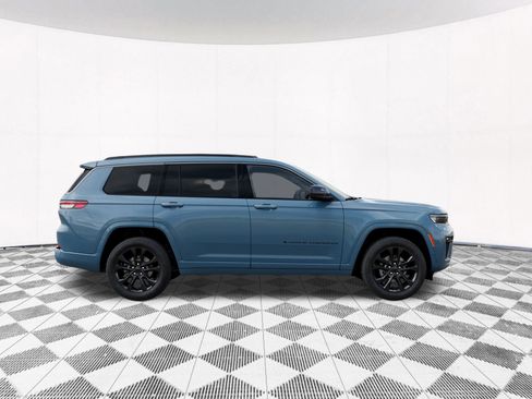 New 2026 Jeep Grand Cherokee L Limited AWD/4WD image 29