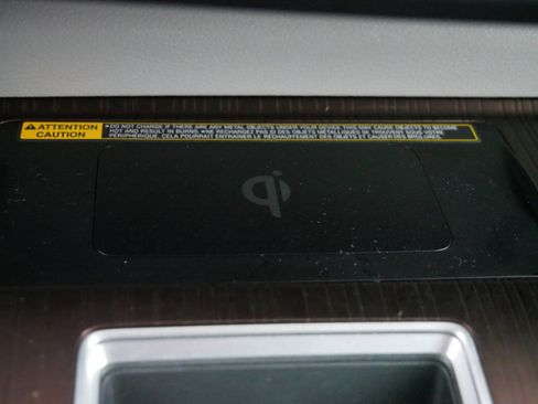 New 2024 Toyota Sienna XLE image 28