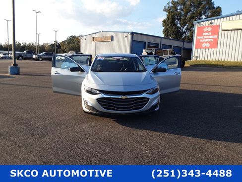 Used 2019 Chevrolet Malibu LS image 27