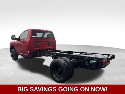 New 2025 RAM 3500 Tradesman AWD/4WD image 8