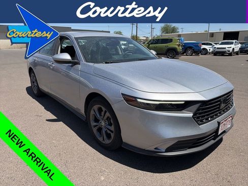 Used 2023 Honda Accord EX image 1