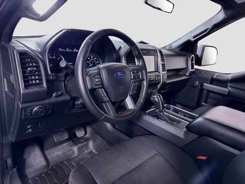 Used 2019 Ford F150 XLT w/ Equipment Group 302A Luxury AWD/4WD image 3