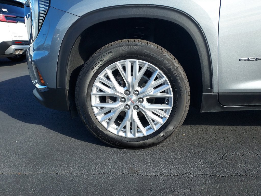 Used 2026 GMC Acadia Elevation w/ Elevation Premium Package FWD image 10