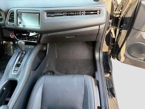 Used 2019 Honda HR-V EX-L image 16