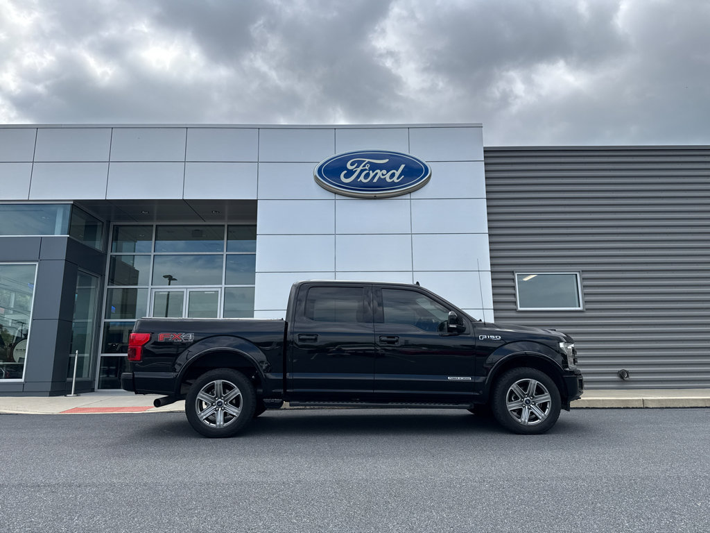 Used 2018 Ford F150 Lariat w/ Equipment Group 502A Luxury AWD/4WD image 2