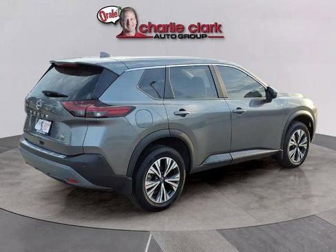 Certified 2023 Nissan Rogue SV image 5