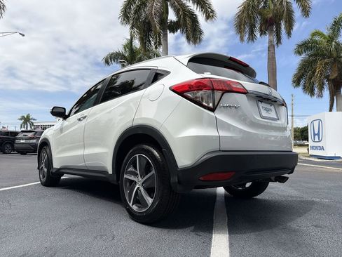 Certified 2022 Honda HR-V EX image 19