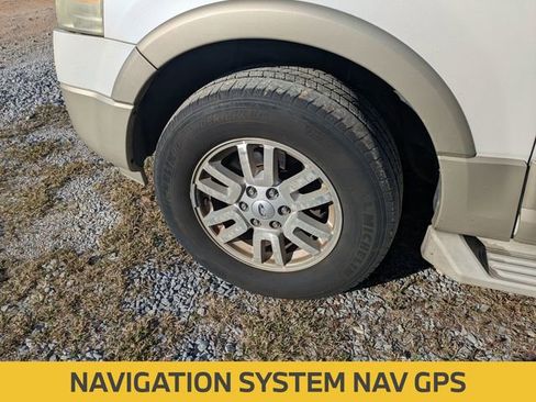 Used 2010 Ford Expedition EL Eddie Bauer image 5