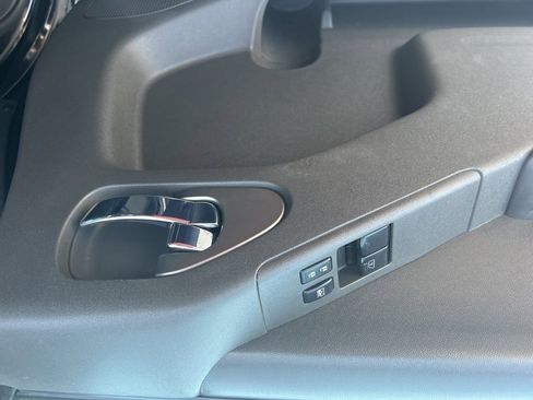 Used 2019 Nissan Frontier SV w/ Value Truck Package image 18