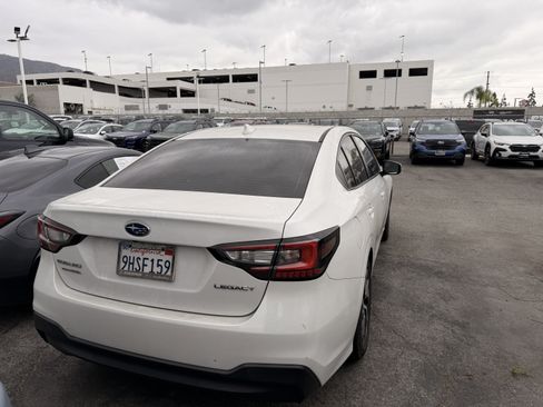 Used 2024 Subaru Legacy Premium AWD/4WD image 2