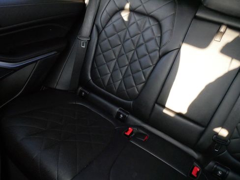 Used 2023 BMW X5 xDrive40i w/ Premium Package image 12