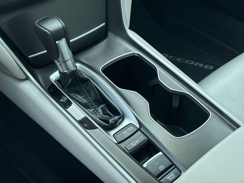 Used 2022 Honda Accord LX image 29