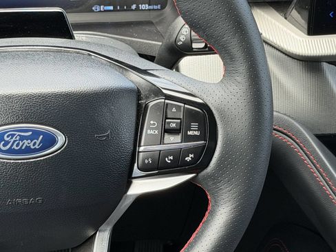 Used 2025 Ford Explorer ST-Line w/ Premium Package RWD image 17