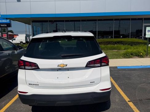 Used 2023 Chevrolet Equinox LS AWD/4WD image 5