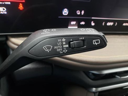 New 2025 Audi Q5 Premium Plus AWD/4WD image 24