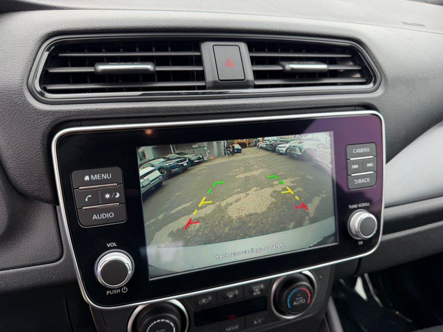 Used 2025 Nissan Leaf S FWD image 22