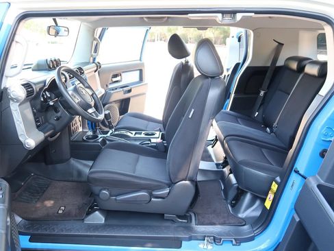 Used 2007 Toyota FJ Cruiser 4WD image 35