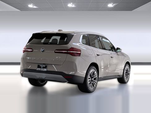 Used 2026 BMW X3 xDrive30i w/ Convenience Package AWD/4WD image 8