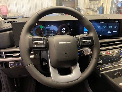 New 2026 Hyundai Santa Fe SE image 11