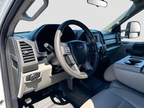 Used 2020 Ford F550 4x4 Crew Cab Super Duty image 11