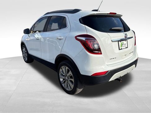 Used 2017 Buick Encore Essence image 6