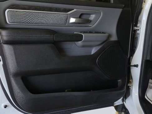 Used 2023 RAM 1500 Big Horn AWD/4WD image 12