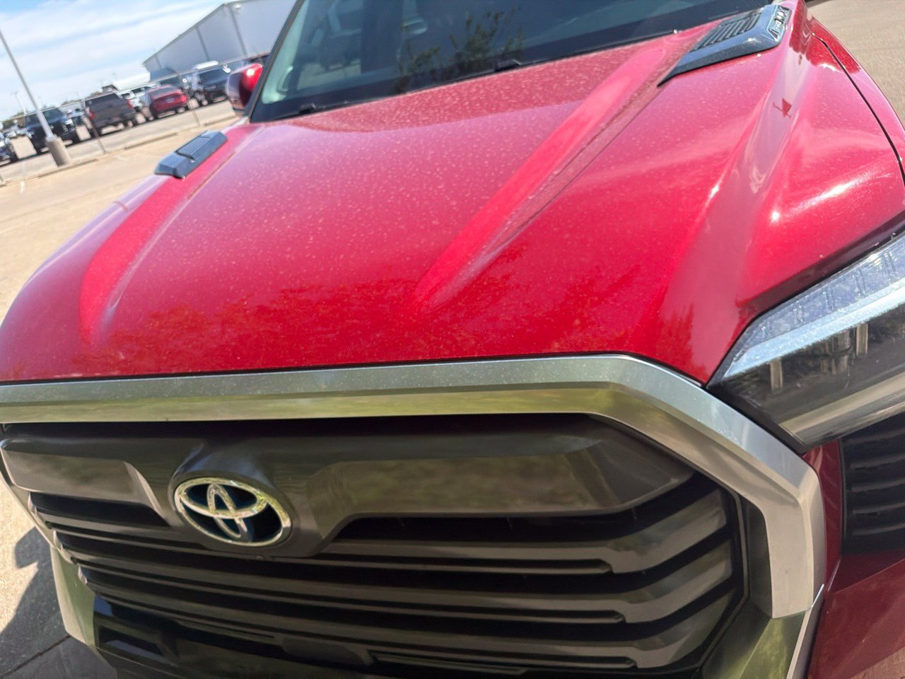 Used 2024 Toyota Tundra Limited AWD/4WD image 2